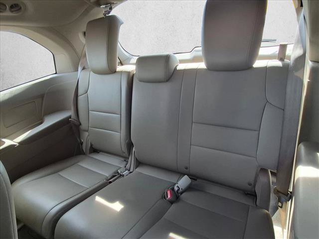 Used 2016 Honda Odyssey EX-L image 18