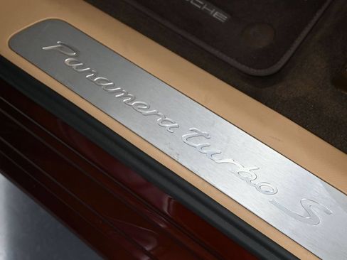 Certified 2021 Porsche Panamera Turbo S AWD/4WD image 40