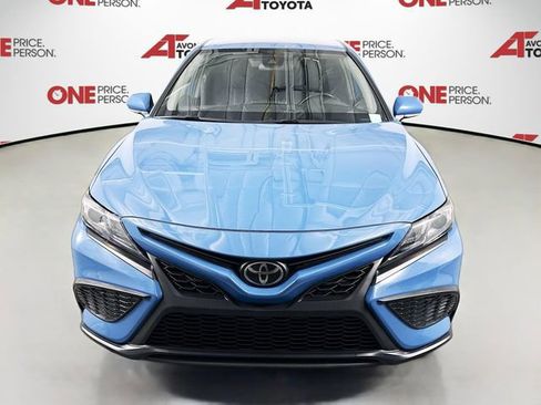 Certified 2023 Toyota Camry SE FWD image 3