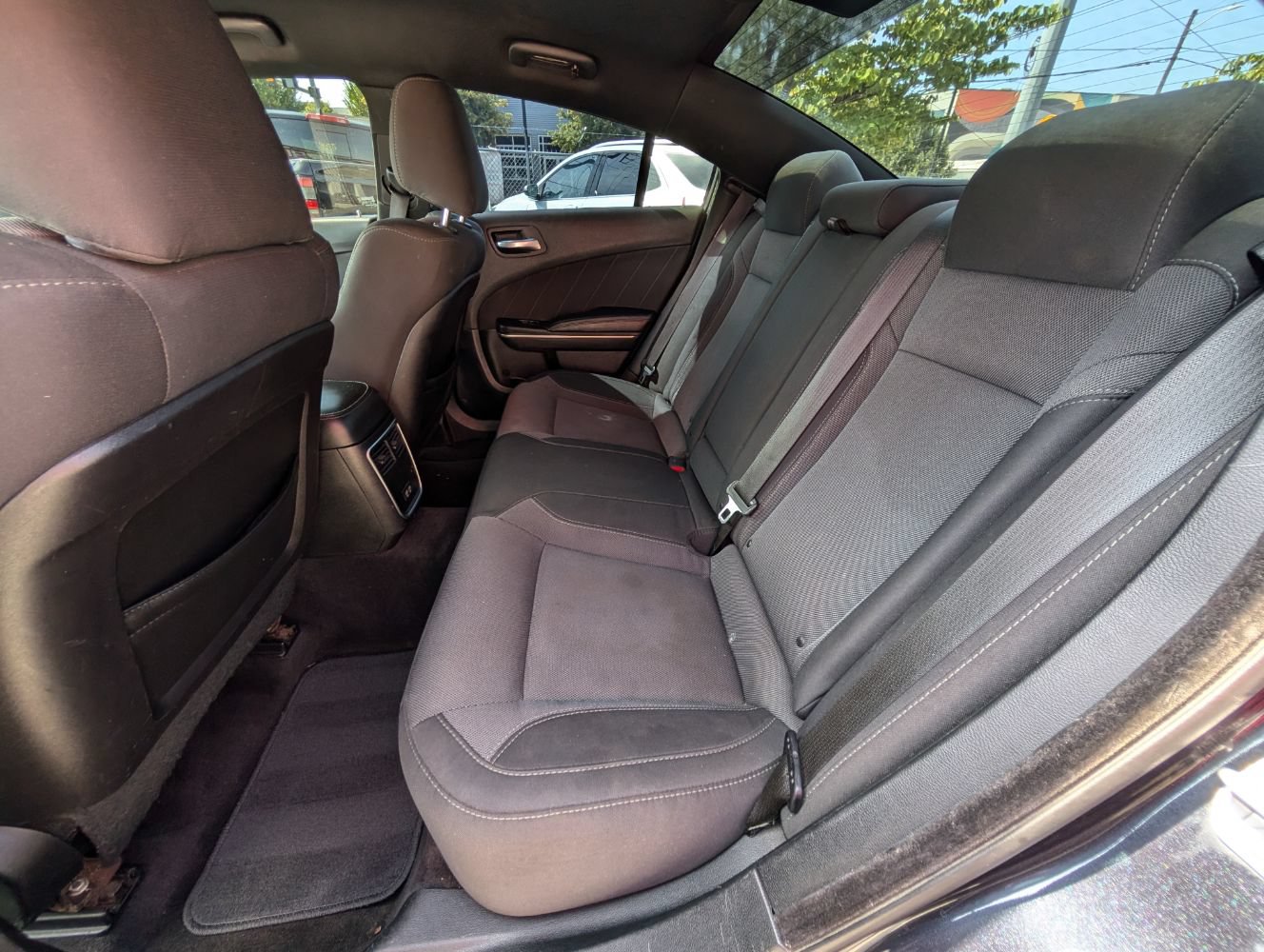 Used 2019 Dodge Charger SXT AWD/4WD image 17