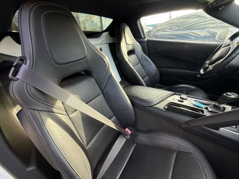 Used 2015 Chevrolet Corvette Stingray Convertible image 28