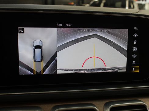 Used 2022 Mercedes-Benz GLS 450 4MATIC image 64