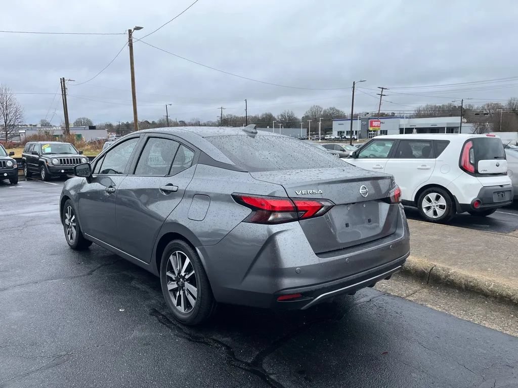 Used 2020 Nissan Versa SV FWD image 5