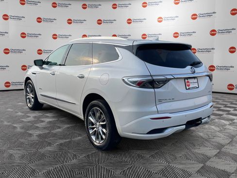 Used 2022 Buick Enclave Avenir w/ Avenir Technology Package AWD/4WD image 3