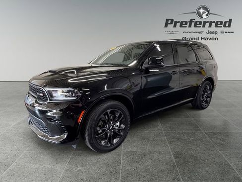 Used 2025 Dodge Durango R/T w/ Blacktop Package AWD/4WD image 12