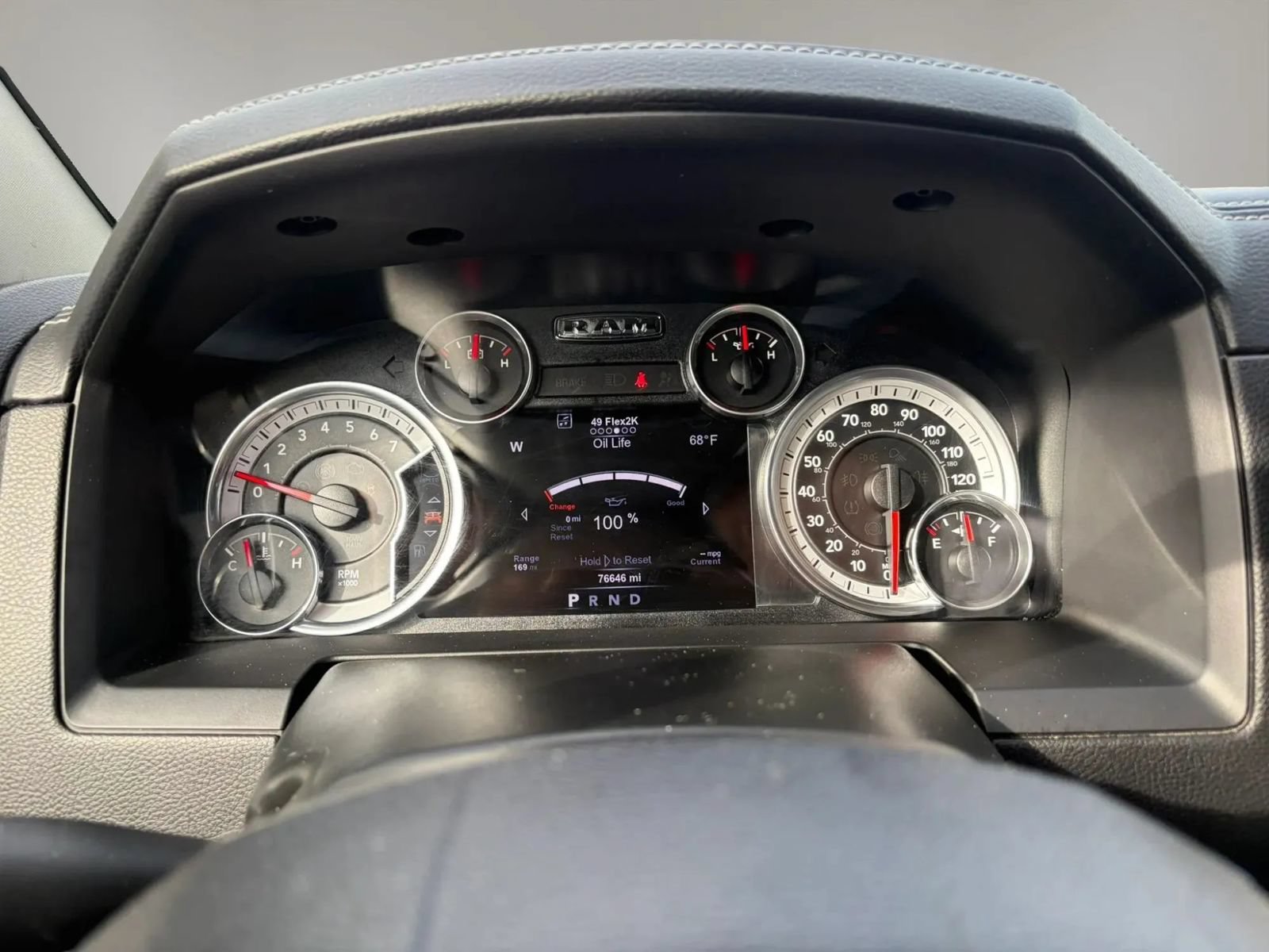 Used 2017 RAM 1500 Laramie w/ Convenience Group AWD/4WD image 18