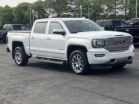 Used 2018 GMC Sierra 1500 Denali AWD/4WD image 7