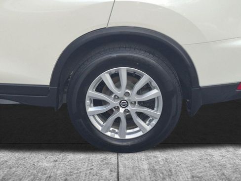 Used 2019 Nissan Rogue SV FWD image 21