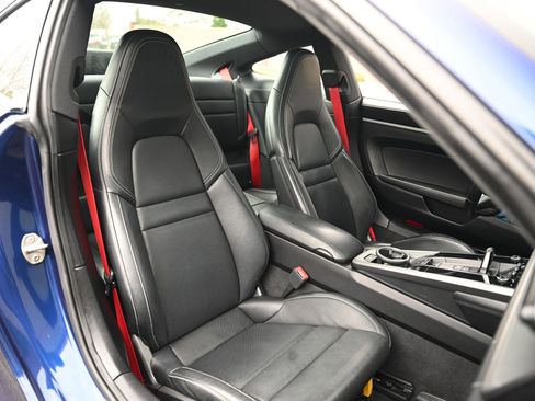 Used 2021 Porsche 911 Carrera S image 18