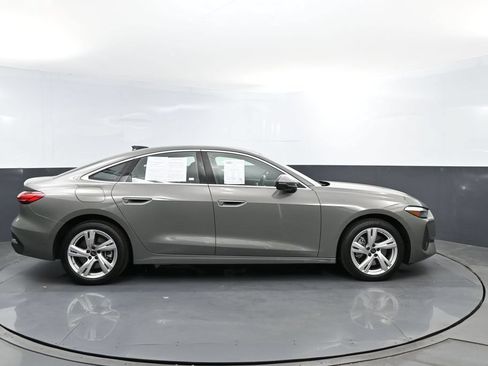 Used 2025 Audi A5 2.0T Premium w/ Convenience Package AWD/4WD image 4