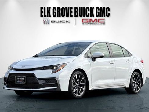 Used 2022 Toyota Corolla SE image 8