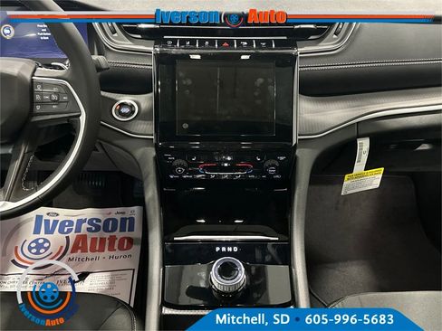 New 2026 Jeep Grand Cherokee Laredo X image 24