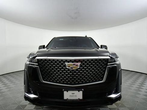 Used 2024 Cadillac Escalade ESV Premium Luxury w/ Performance Package image 8