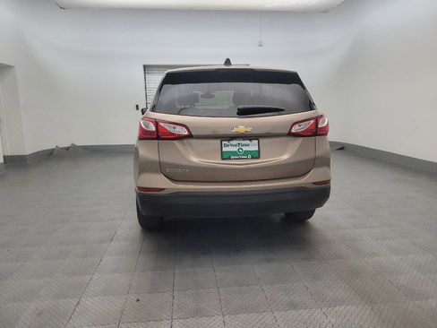 Used 2019 Chevrolet Equinox LS w/ LS Convenience Package image 6