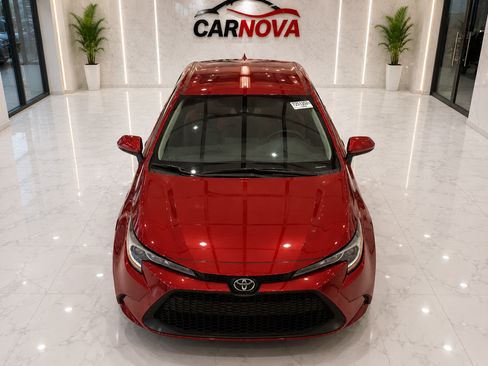 Used 2021 Toyota Corolla LE FWD image 12