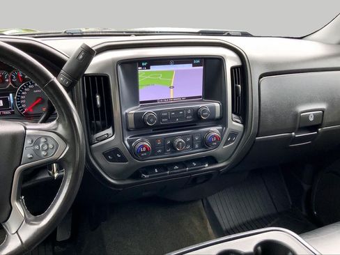 Used 2018 Chevrolet Silverado 1500 LTZ Z71 w/ Centennial Edition AWD/4WD image 7