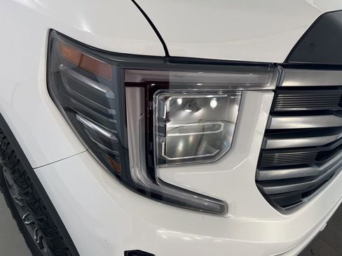 Used 2025 GMC Sierra 1500 AT4 AWD/4WD image 33