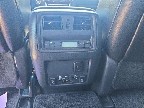 Used 2014 Nissan Pathfinder Platinum w/ Platinum Premium Package AWD/4WD image 15