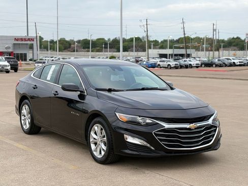 Used 2025 Chevrolet Malibu LT FWD image 5