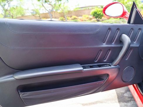 Used 2002 Ferrari 575M Maranello RWD image 32