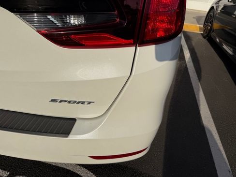 Used 2023 Honda Odyssey Sport image 8