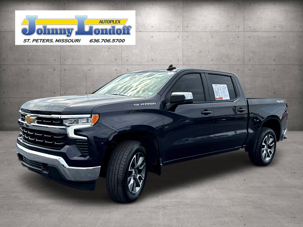 Used 2024 Chevrolet Silverado 1500 LT AWD/4WD image 4