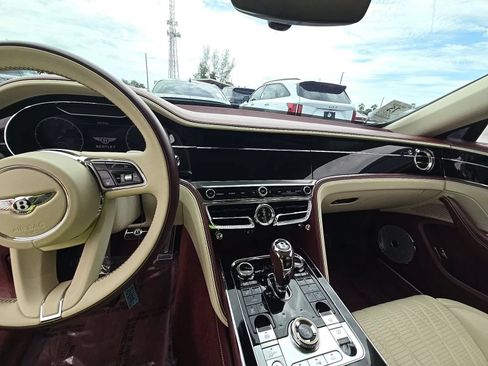 Used 2022 Bentley Flying Spur W12 AWD/4WD image 4