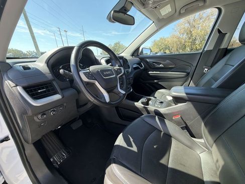 Certified 2023 GMC Terrain SLT FWD image 15