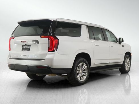 Used 2023 GMC Yukon XL SLT image 5