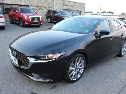 Used 2021 MAZDA MAZDA3 s FWD image 3