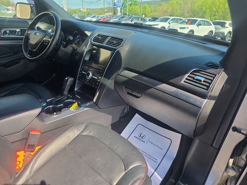 Used 2019 Ford Explorer Sport w/ Equipment Group 401A AWD/4WD image 12
