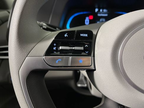 New 2026 Hyundai Elantra SE FWD image 28