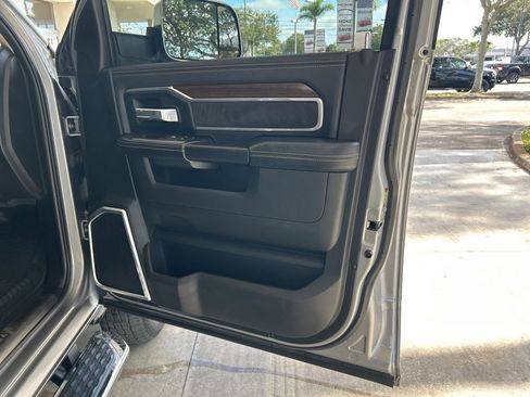 Used 2022 RAM 3500 Laramie image 28