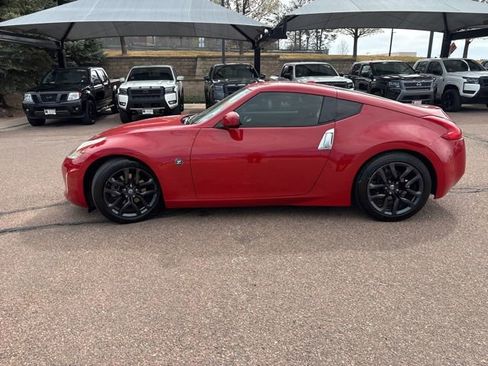 Used 2015 Nissan 370Z Touring image 5