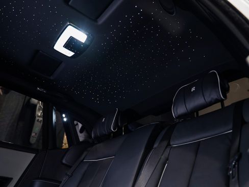 Used 2020 Rolls-Royce Phantom Sedan RWD image 4