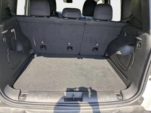 Used 2023 Jeep Renegade Trailhawk image 23