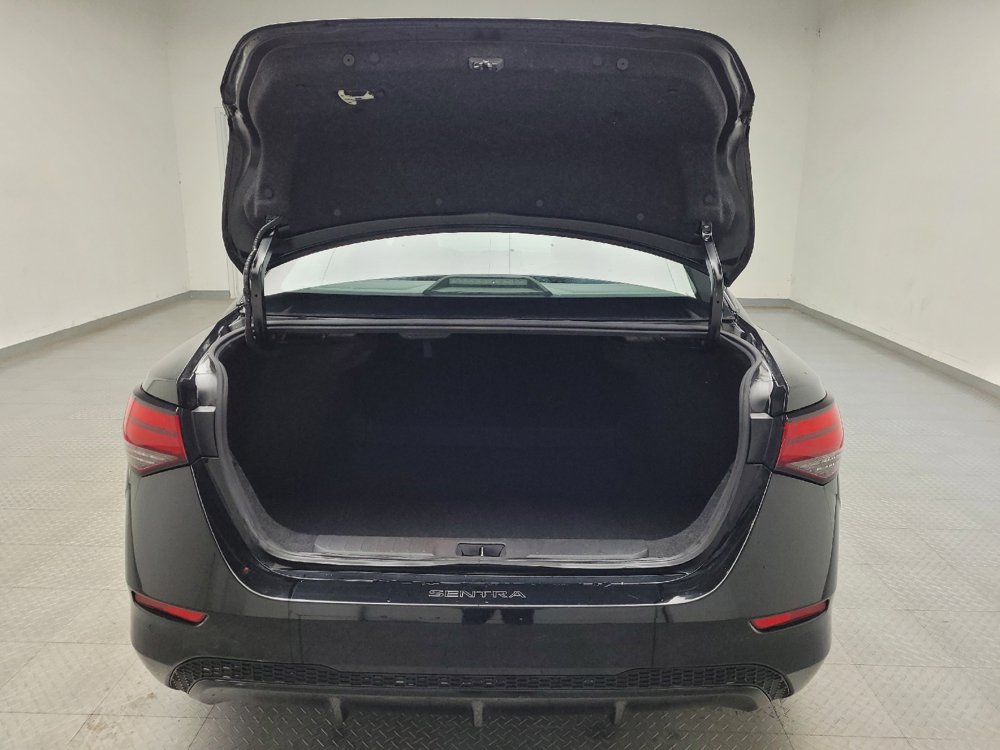 Used 2021 Nissan Sentra SV w/ Trunk Package FWD image 29