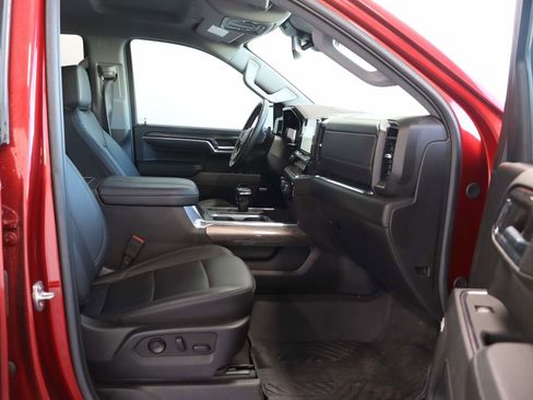 Certified 2024 Chevrolet Silverado 1500 LTZ w/ Z71 Off-Road Package image 21