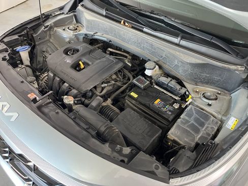 Used 2024 Kia Seltos S image 12