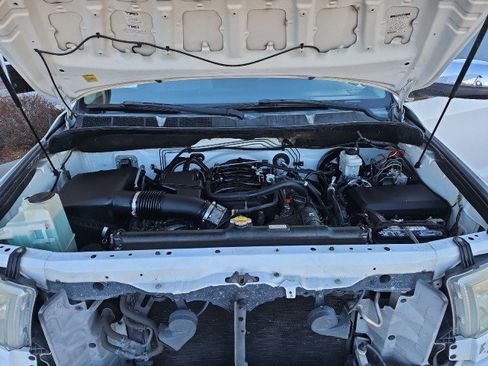 Used 2012 Toyota Tundra Limited w/ Memory Pkg image 21