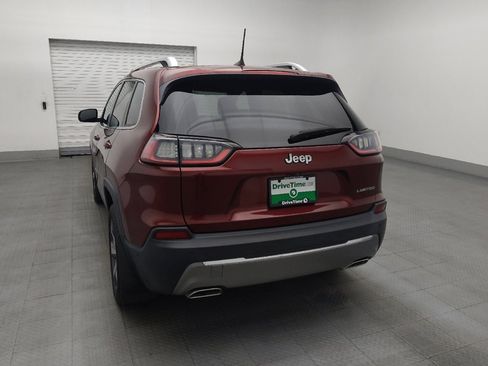 Used 2019 Jeep Cherokee Limited w/ Luxury Group FWD image 6