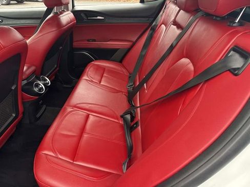 Used 2020 Alfa Romeo Stelvio AWD w/ Nero Edizione image 18
