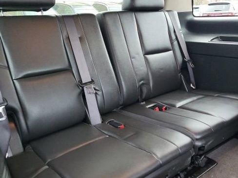 Used 2014 GMC Yukon Denali image 21