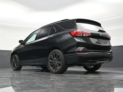 Used 2023 Chevrolet Equinox RS FWD image 22