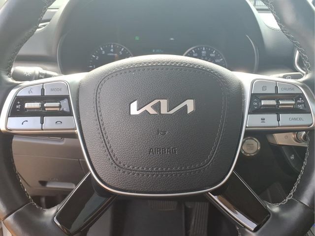 Used 2022 Kia Telluride EX w/ EX Premium Package AWD/4WD image 13