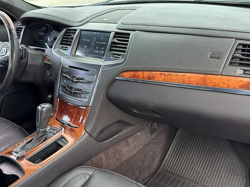 Used 2014 Lincoln MKS AWD w/ Equipment Group 101A image 32