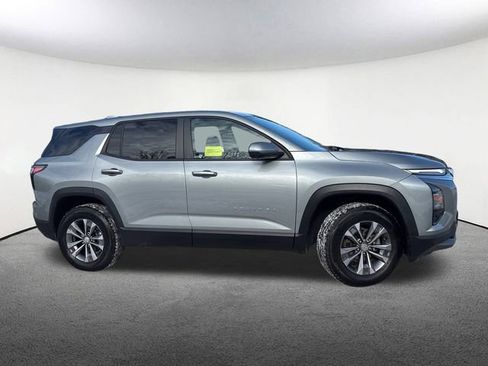 Used 2025 Chevrolet Equinox LT w/ Safety and Technology Package image 15