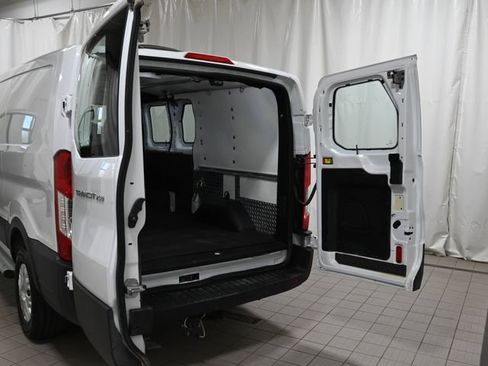 Used 2019 Ford Transit 250 130 Low Roof w/ Exterior Upgrade Package RWD image 9