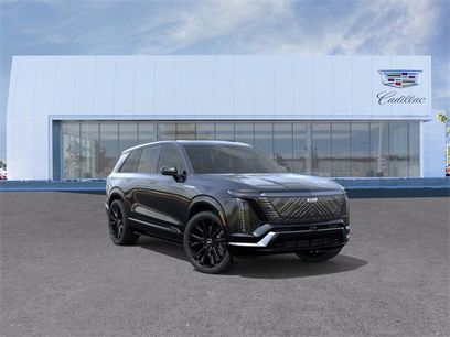 New 2026 Cadillac Vistiq Platinum w/ LPO, Floor Liner Package