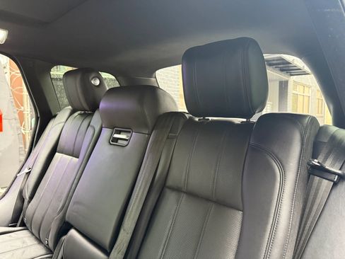 Used 2016 Land Rover Range Rover HSE AWD/4WD image 16